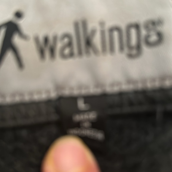 Leather jacket with mark which may be removable. Discounted price regardless. - Picture 3 of 6